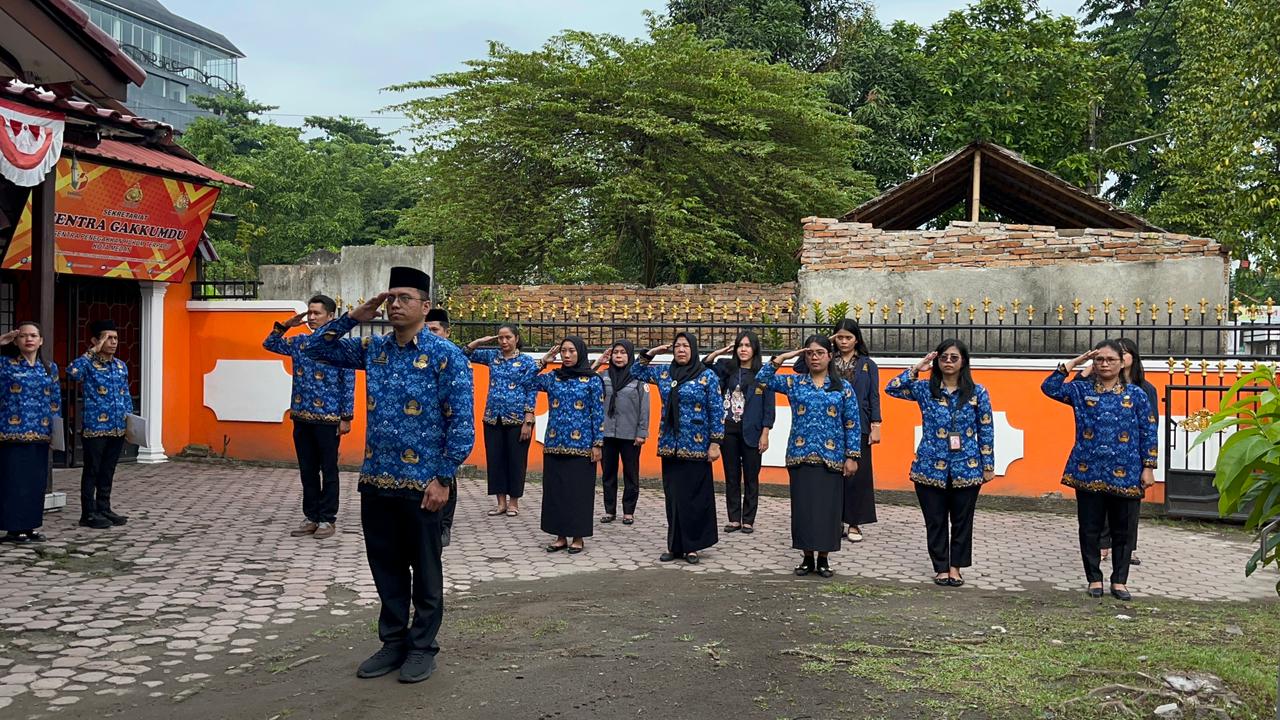 Foto Peserta Apel Hut RI