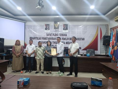 Rapat Pleno